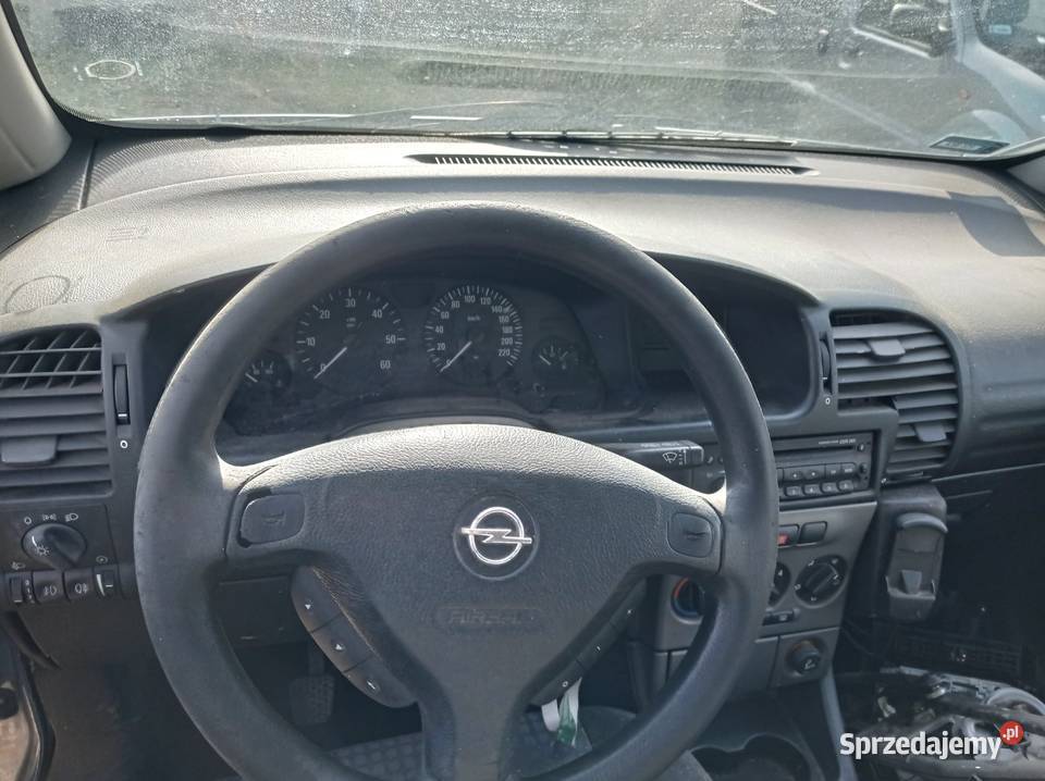 Opel Zafira 20 DTI 74 kW 2002 r dawca części Rok produkcji 2002 wielkopolskie Szklarka Myślniewska sprzedam