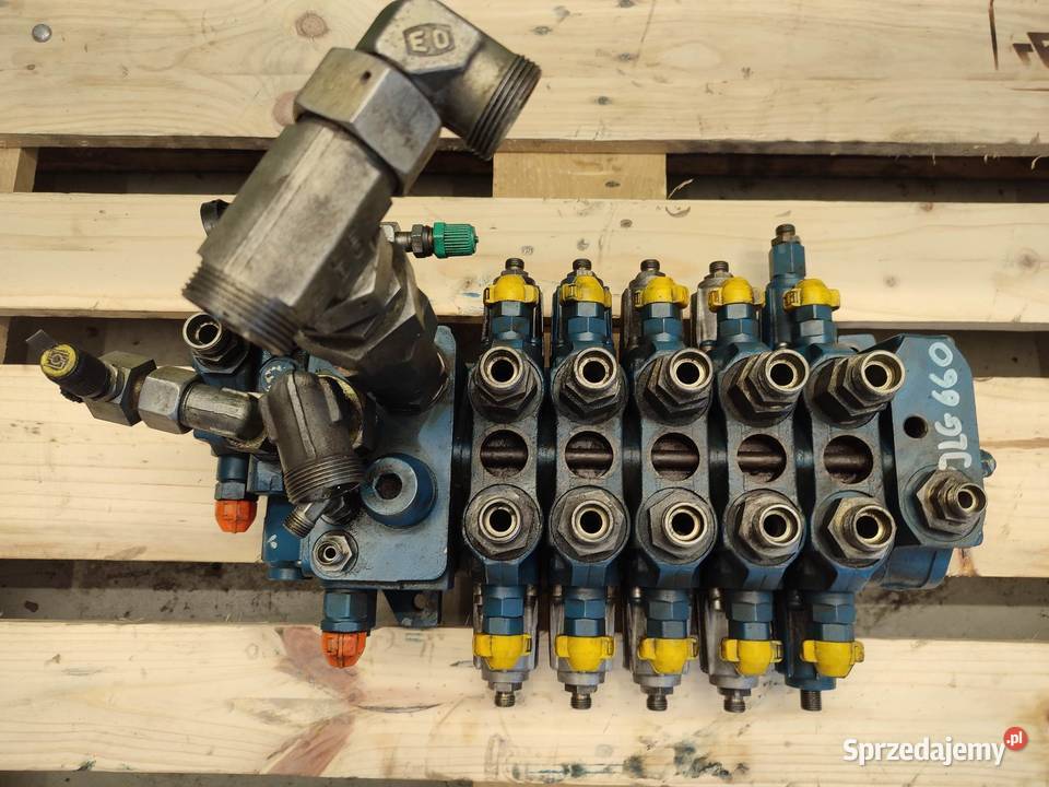 Rozdzielacz hydrauliczny JLG 660 26015700 Wilkowo