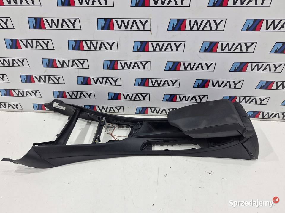 BMW E81 E87 TUNEL ŚRODKOWY PODŁOKIETNIK CZARNY osobowe