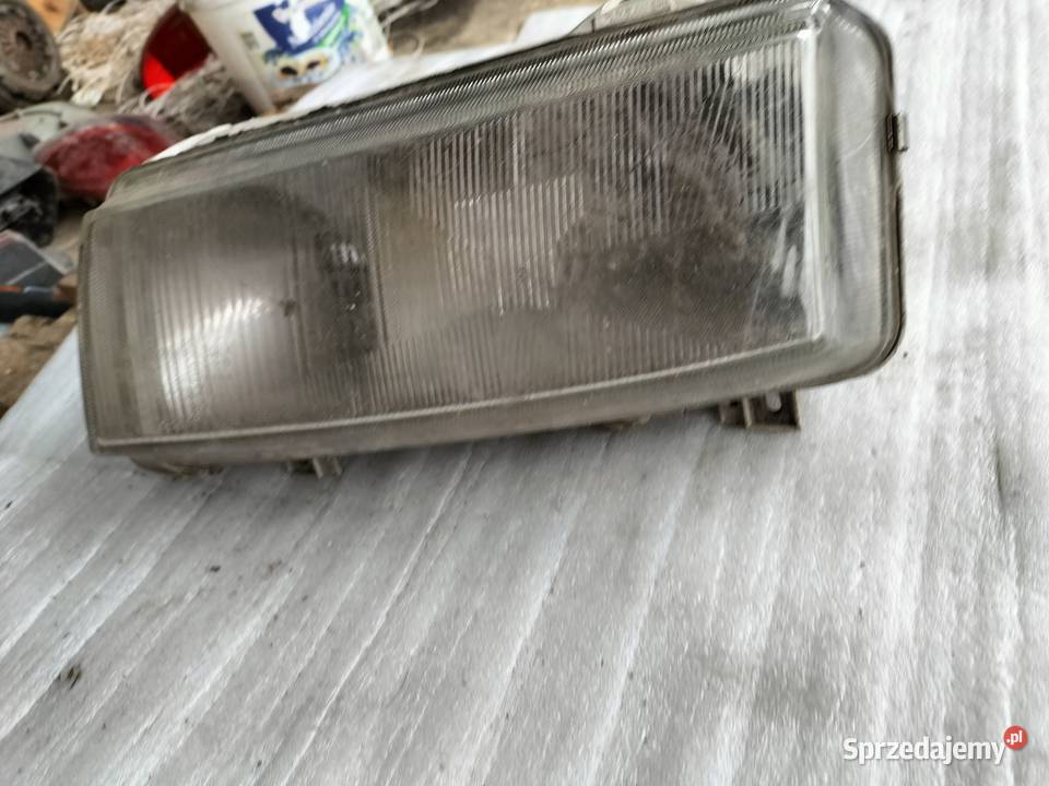 Passat B4 LAMPA PRZÓD PRZEDNIA LEWA Kamień-Kolonia