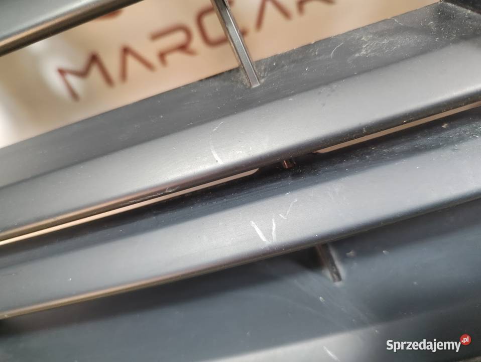 Grill Atrapa Audi A3 8V Lift 2016 8V3853651AA Pleszew