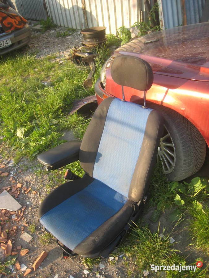 Fotel lewy kierowcy Opel Zafira A 9905 z Kraków