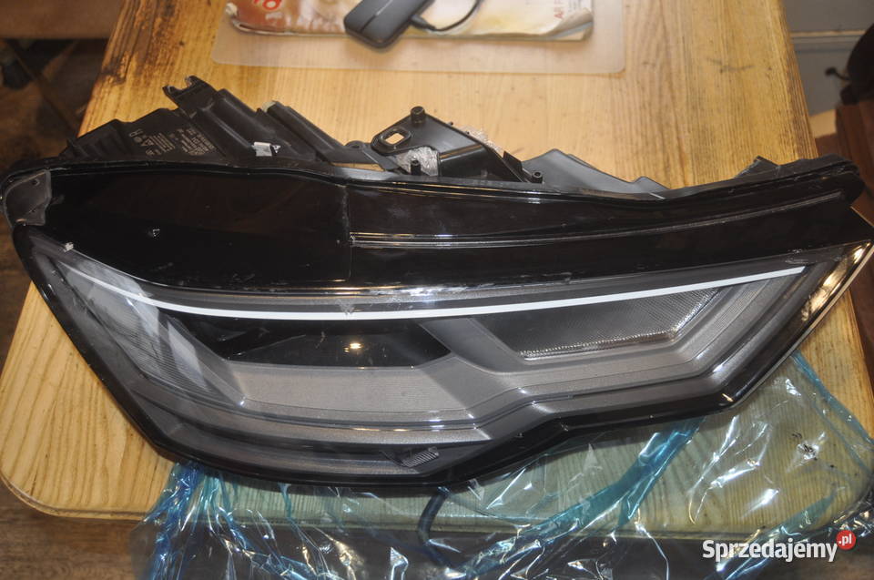 AUDI A6 C8 LAMPA LAMPY PRZÓD KPL LEWA PRAWA Oświetlenie Sierakowice