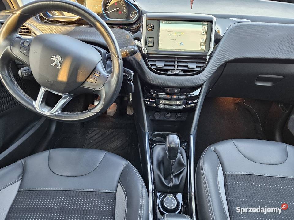 Peugeot 2008 Navi Panorama Klimatronic Komforty czujnik zmierzchu 2008 Czarnków sprzedam