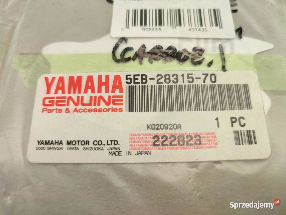 NAKLEJKA R6 NA CZACHĘ LEWA STR YAMAHA YZFR6 2002