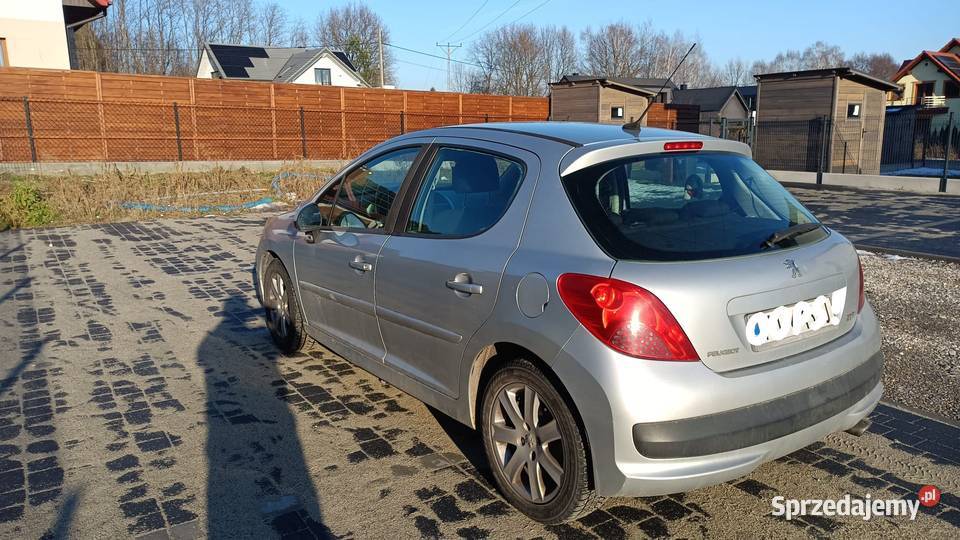 Peugeot 207 16 Hdi srebrny Wymieniony rozrząd