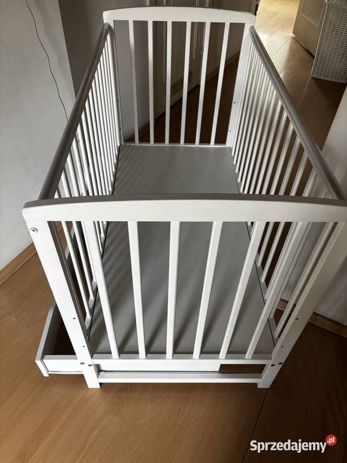 Drewniane łóżeczko dziecięce tapczanik 2w1 Tuszyn