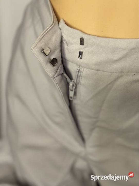 Spodnie Reserved z elastycznym pasem jasnoszare Pruszków