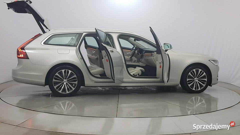 Volvo V90 B5 D AWD Momentum Pro Z polskiego immobilizer Warszawa sprzedam