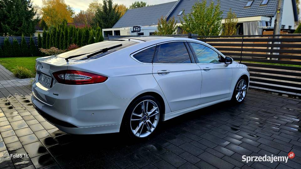 Ford Mondeo mk5 15 Titanium salon szklany dach Rok produkcji 2016 mazowieckie Błonie