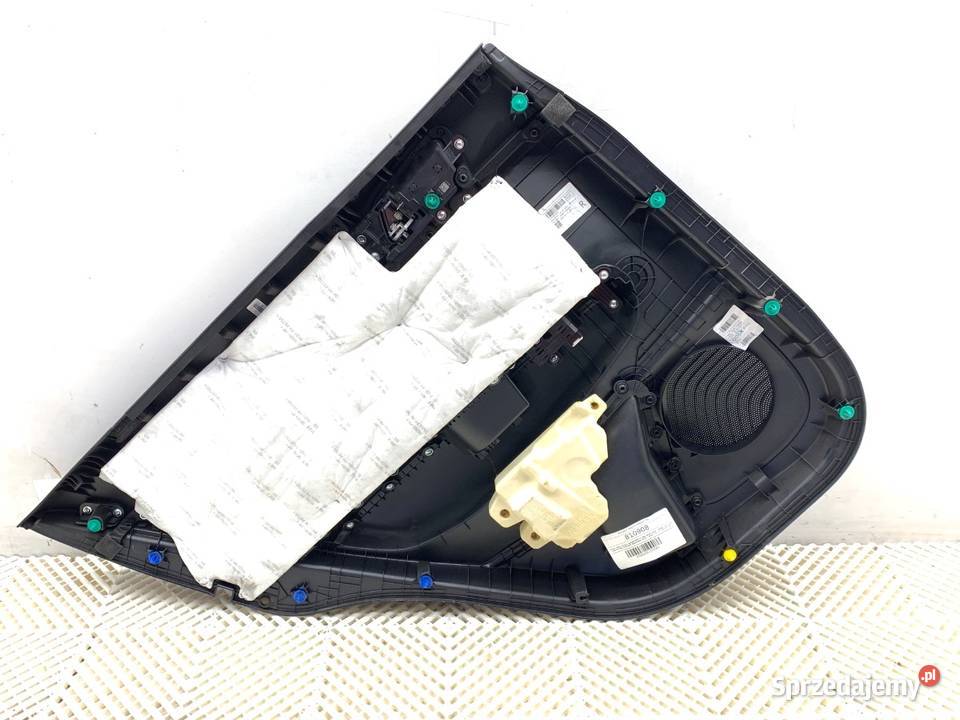 BOCZEK DRZWI PRAWY TYŁ KIA SPORTAGE IV SUV