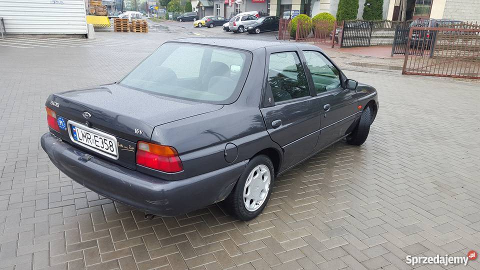 Ford Escort 16 16v GHIA Okazja nieuszkodzony Hrubieszów