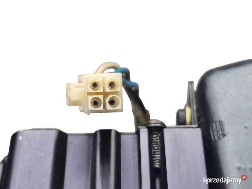 SUBWOOFER TUBA WZMACNIACZ BOSE AUDI A6 C5 SEDAN Wyposażenie wnętrza