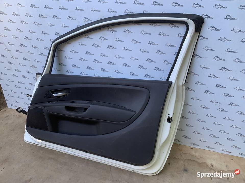 FIAT GRANDE PUNTO 09r drzwi prawe przód Drzwi świętokrzyskie Kielce sprzedam