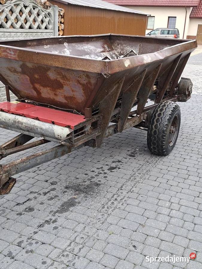 Rozsiewacz wapna Rcw3 sprawny tanio transport nieuszkodzony sprzedam