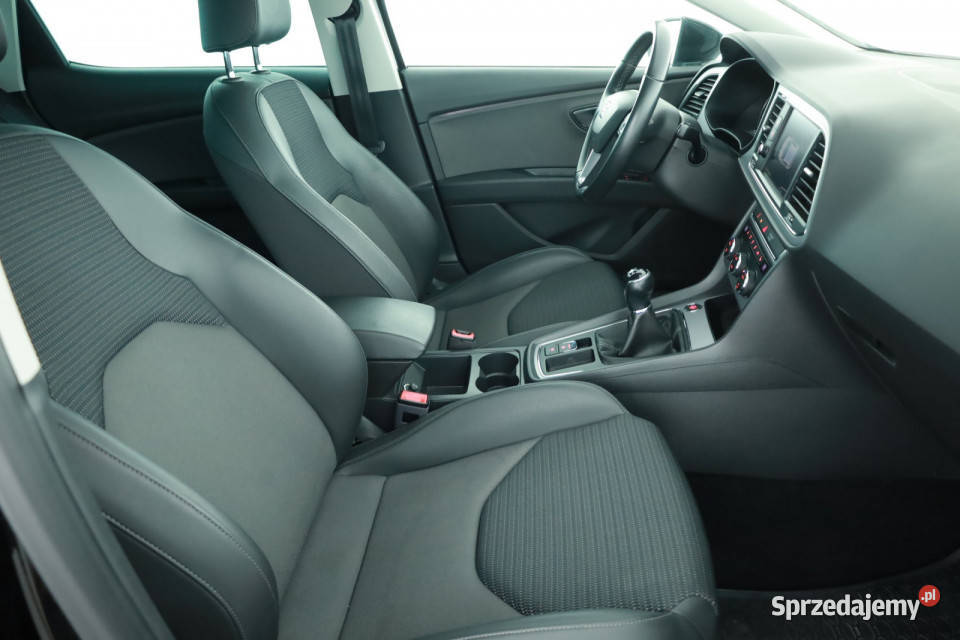 Seat Leon 15 TSI klimatyzacja Leon Katowice