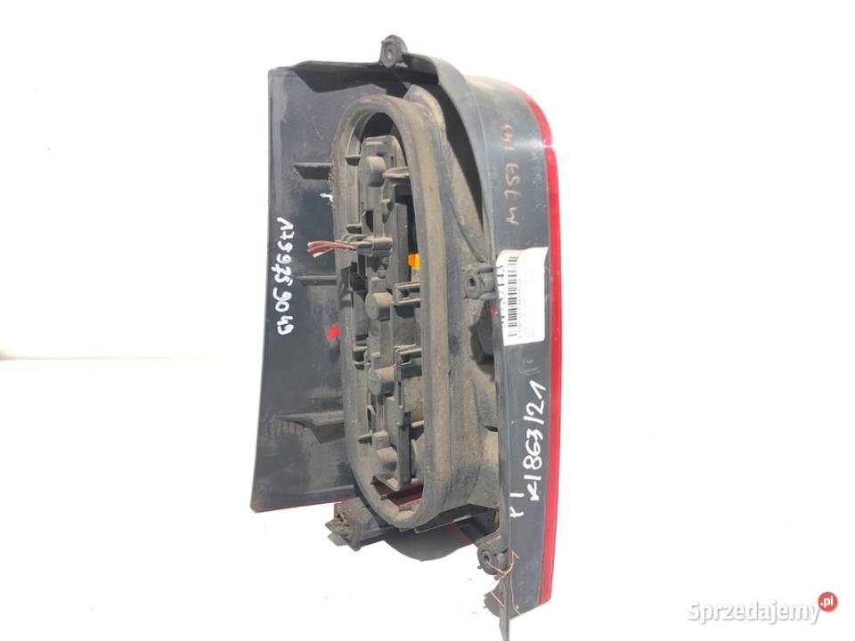 LAMPA PRAWY TYŁ MERCEDES W639 Hatchback 9703 osobowe