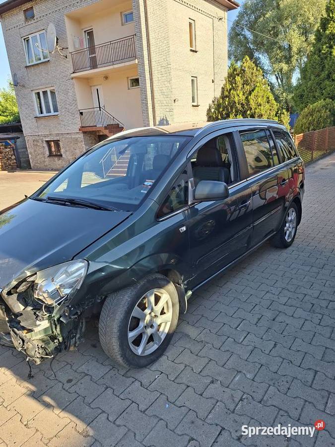 Opel Zafira 18 benzyna niski przebieg automat 7 182000km