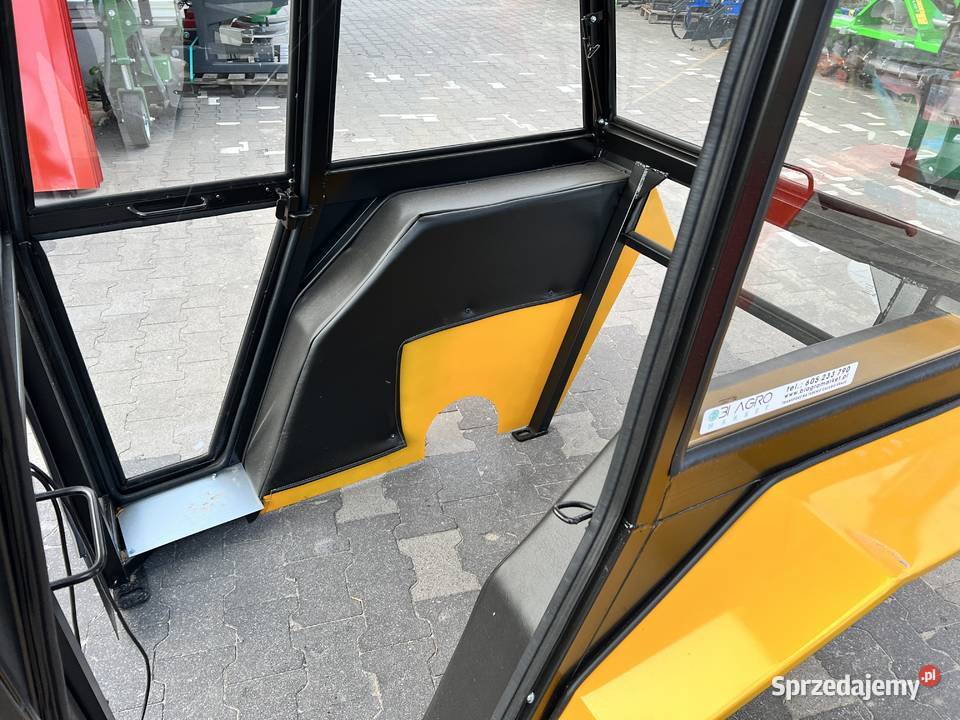 Kabina Ursus C330 C360 RuskiMF255 MF235 T25 Rolnictwo Lipno