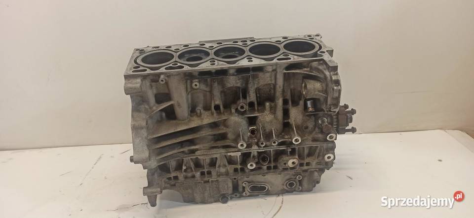 VOLVO XC70 BLOK SILNIKA WAŁ DÓŁ D5244T10