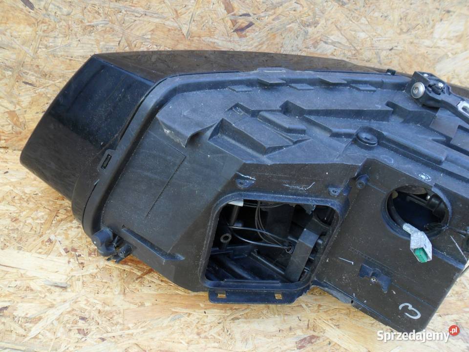 AUDI Q5 LAMPA REFLEKTOR PRAWY XENON Nowy Tomyśl