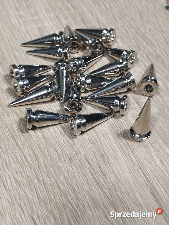 Metalowe ćwieki 20 sztuk Brodnica sprzedam