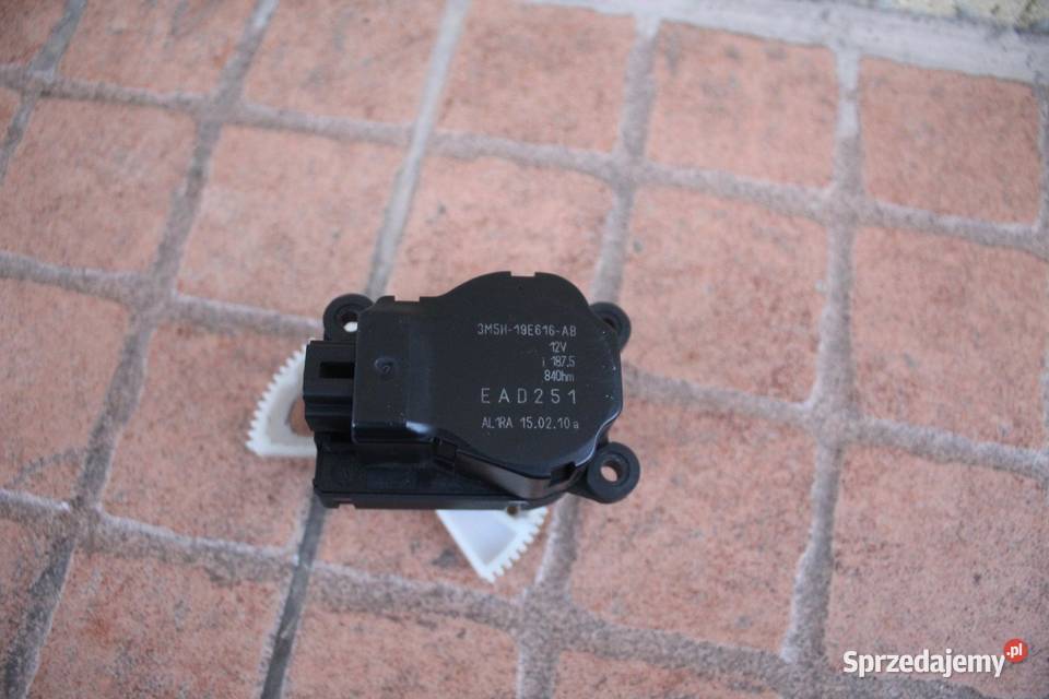 SILNICZEK NAGRZEWNICY FORD MONDEO MK4