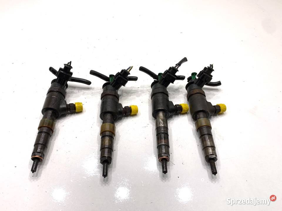 WTRYSKIWACZE KOMPLET FORD FIESTA MK7 0445110340 Wtryskiwacze sprzedam