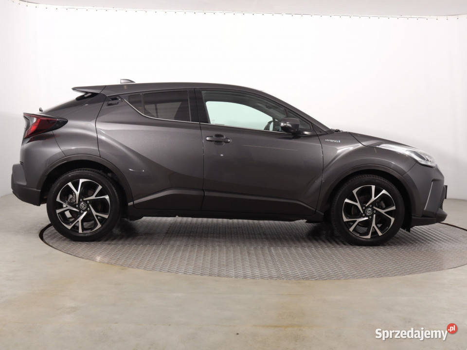 Toyota CHR 18 Hybrid Katowice sprzedam