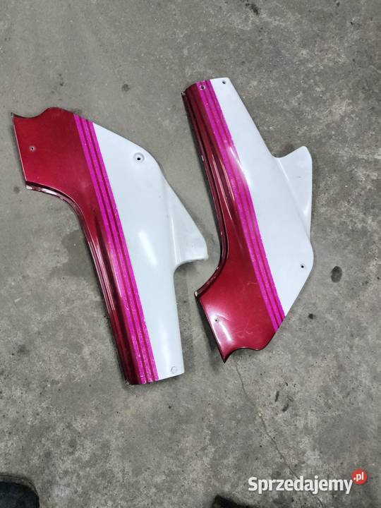 Kawasaki GPZ 500 plastiki boczne