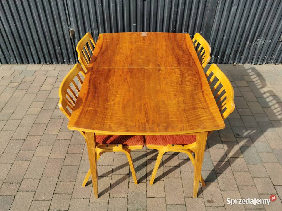 Stół JITONA krzesła TON proj L Volk