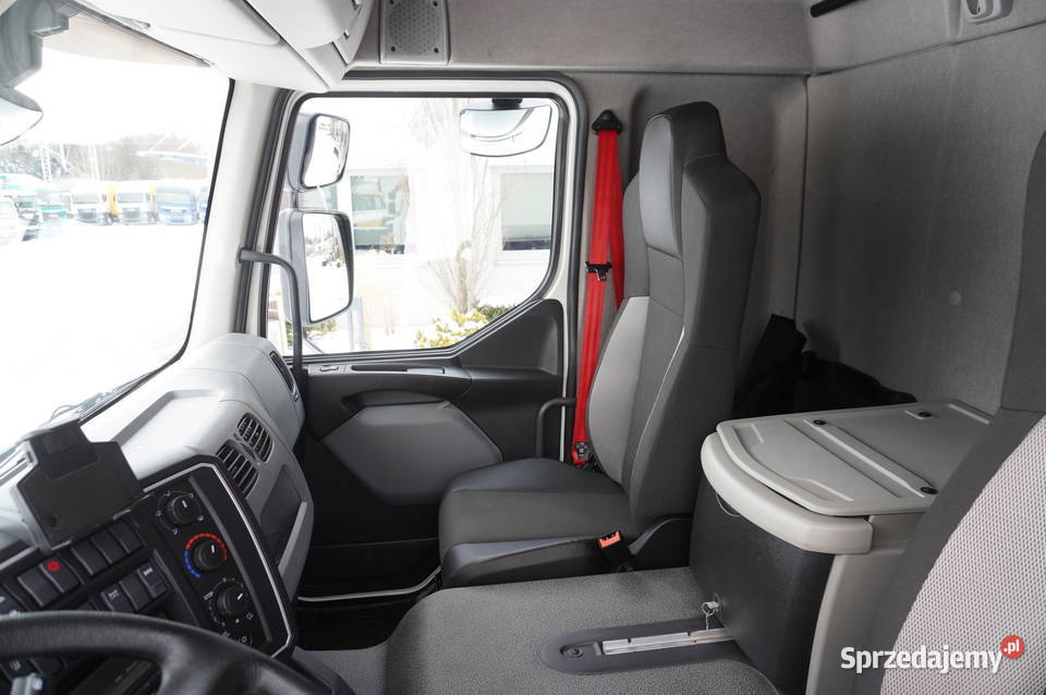 Renault D280 16T kontener 18 palet Winda245789 Rok produkcji 2023 Kraków