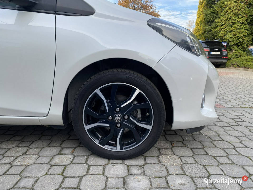 Toyota Yaris 13 99KMBiała immobilizer Tarnowskie Góry