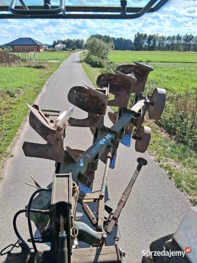 Pług 4 obrotowy regulowana szerokość orki Stany