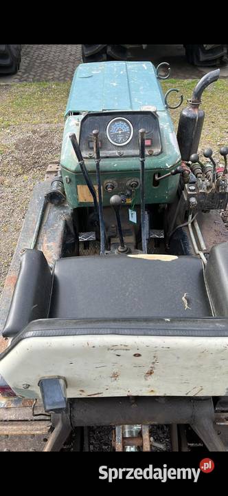 Ciągnik na gąsienicach Lamborghini C352 Ruda Kozielska