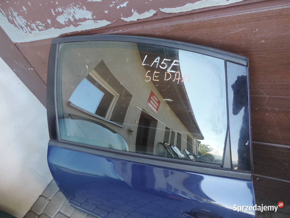 VW PASSAT B5 SEDAN DRZWI LEWY TYŁ LA5E małopolskie