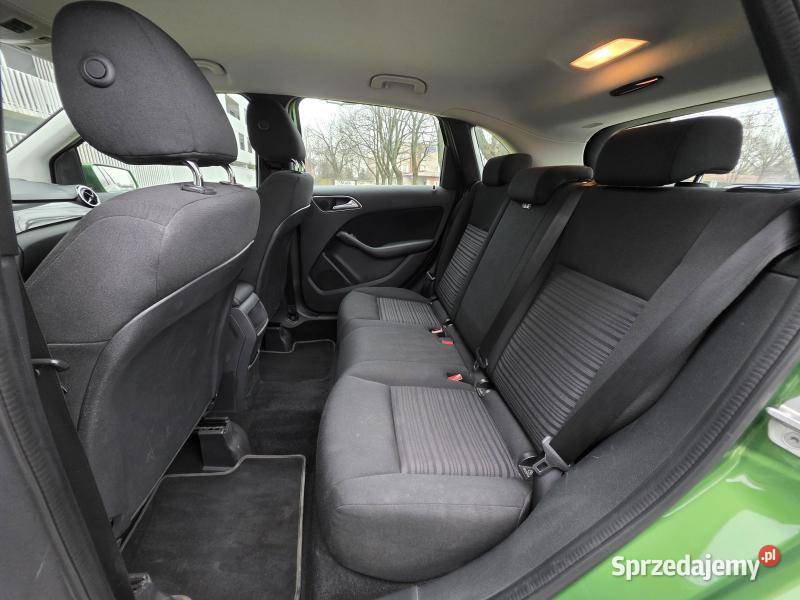 B180 16l benzyna 122AutomatNiski przebieg 103232 1600cm3