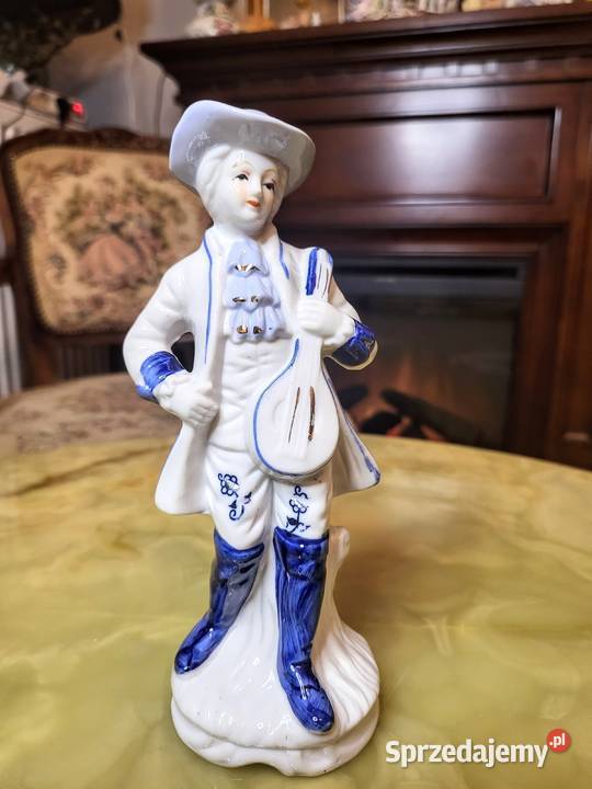 Porcelanowa figurka 3 Kalisz Porcelana i szkło