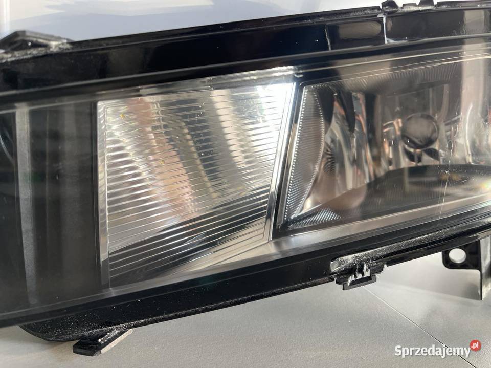 VW TOURAN 5TA LEWY HALOGEN Ostroróg sprzedam