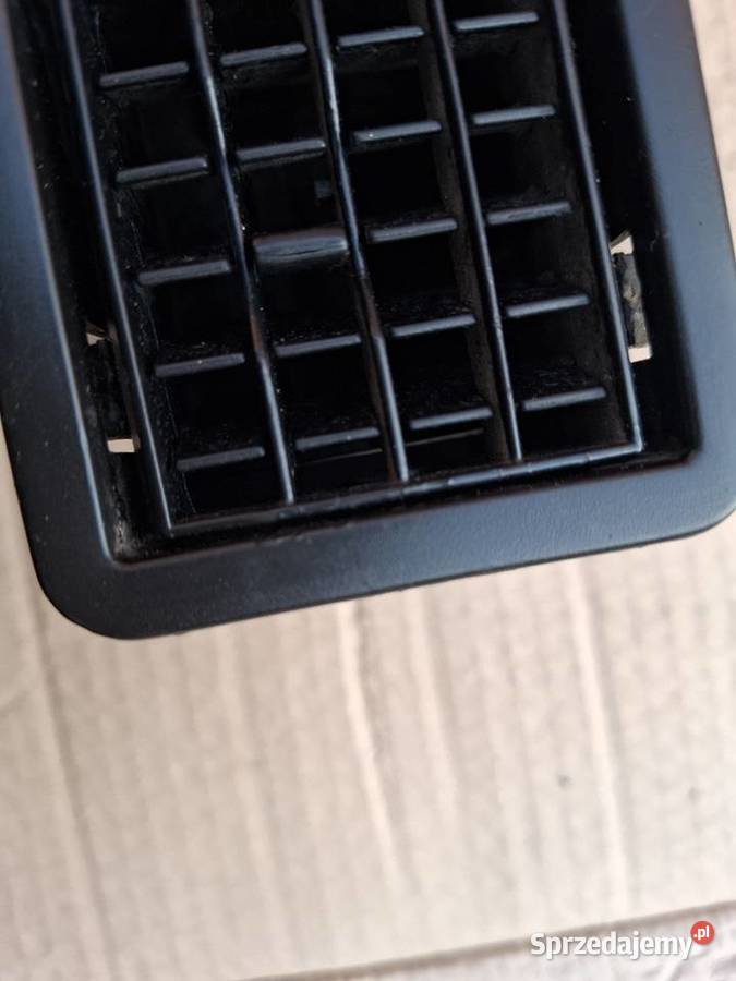 Kratka nawiewu powietrza kratki Fiat 126p Maluch