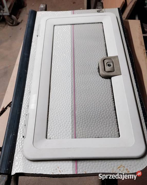 Drzwiczki serwisowe do przyczepy kempingowej Murowana Goślina