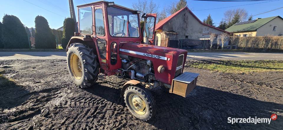 Ciagnik rolniczy C 355 sprowadzony z Austrii w Ropczyce
