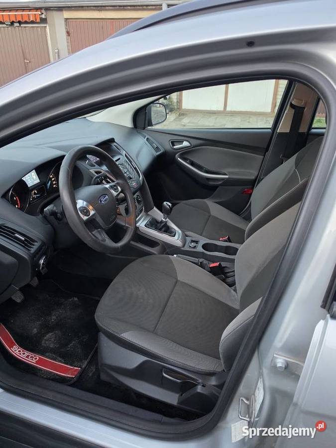 FORD FOCUS 16 DIESEL 196 PRZEBIEGU Śrem