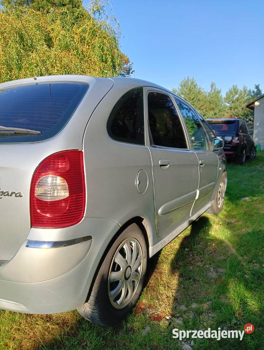 Citroen Xsara Picasso 2008 16 HDI wielofunkcyjna kierownica Poniatowa