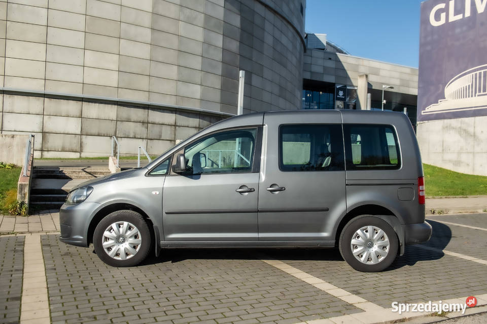 Volkswagen Caddy 12 TSI 2012r Zadbany