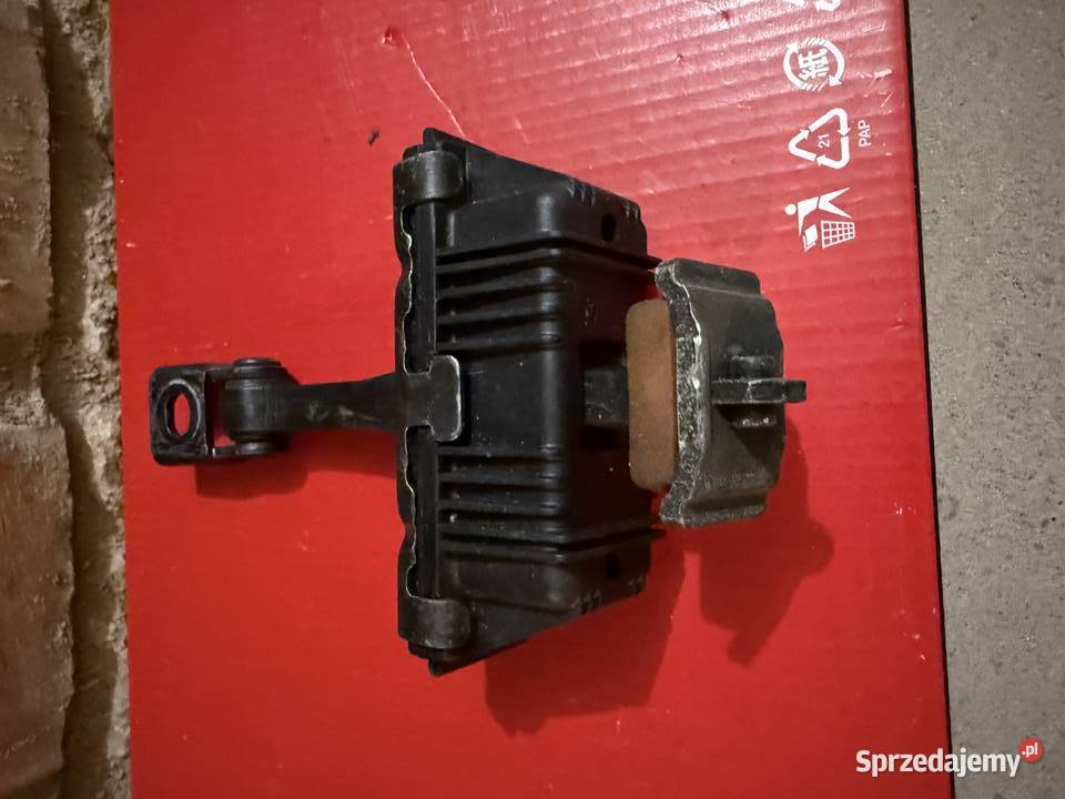 Ogranicznik drzwi lewy przód Bmw E92 Kolbuszowa Dolna