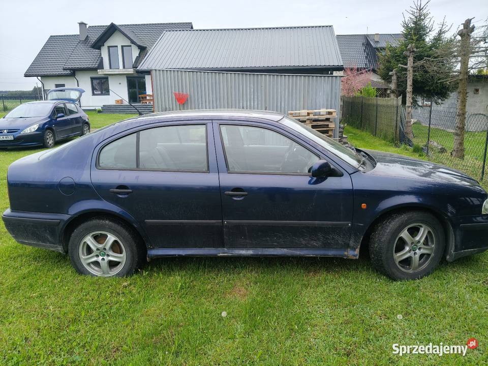 Skoda Octavia I granatowy Włoszczowa