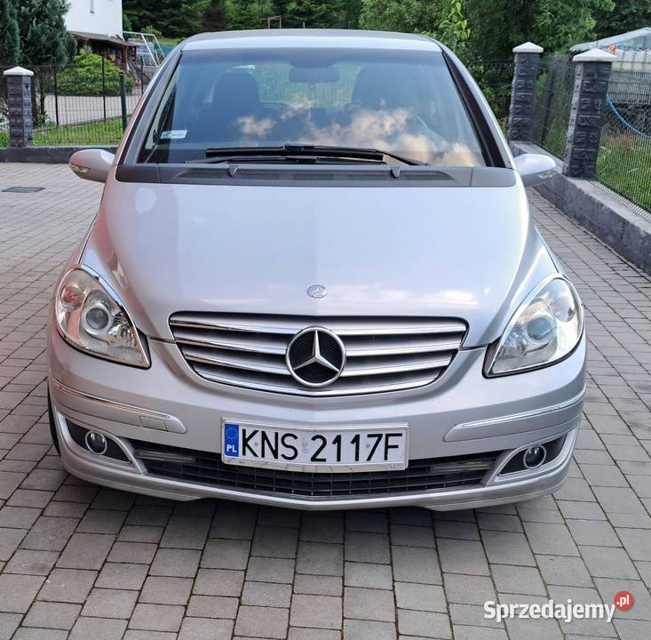 Mercedes B180
