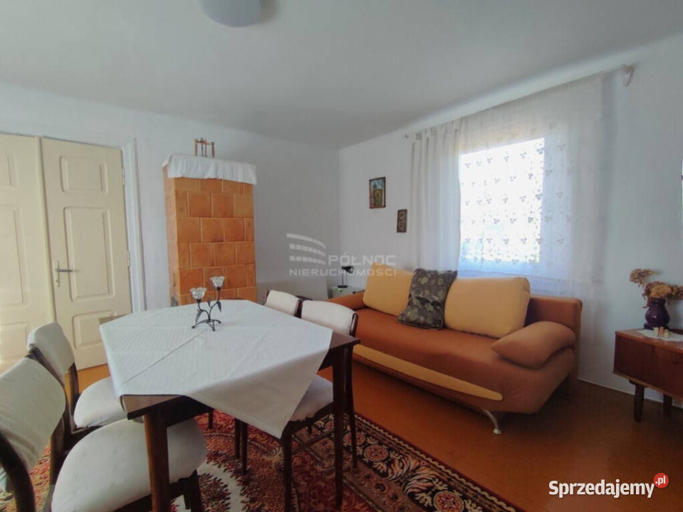 Przytulny dom wśród zieleni Zwiartów