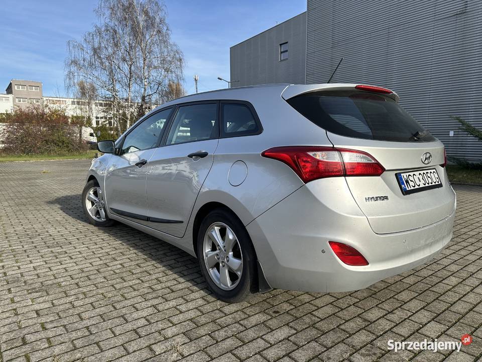 Hyundai i30 14 CRDi 90 2013 Oszczędny i30 Łódź